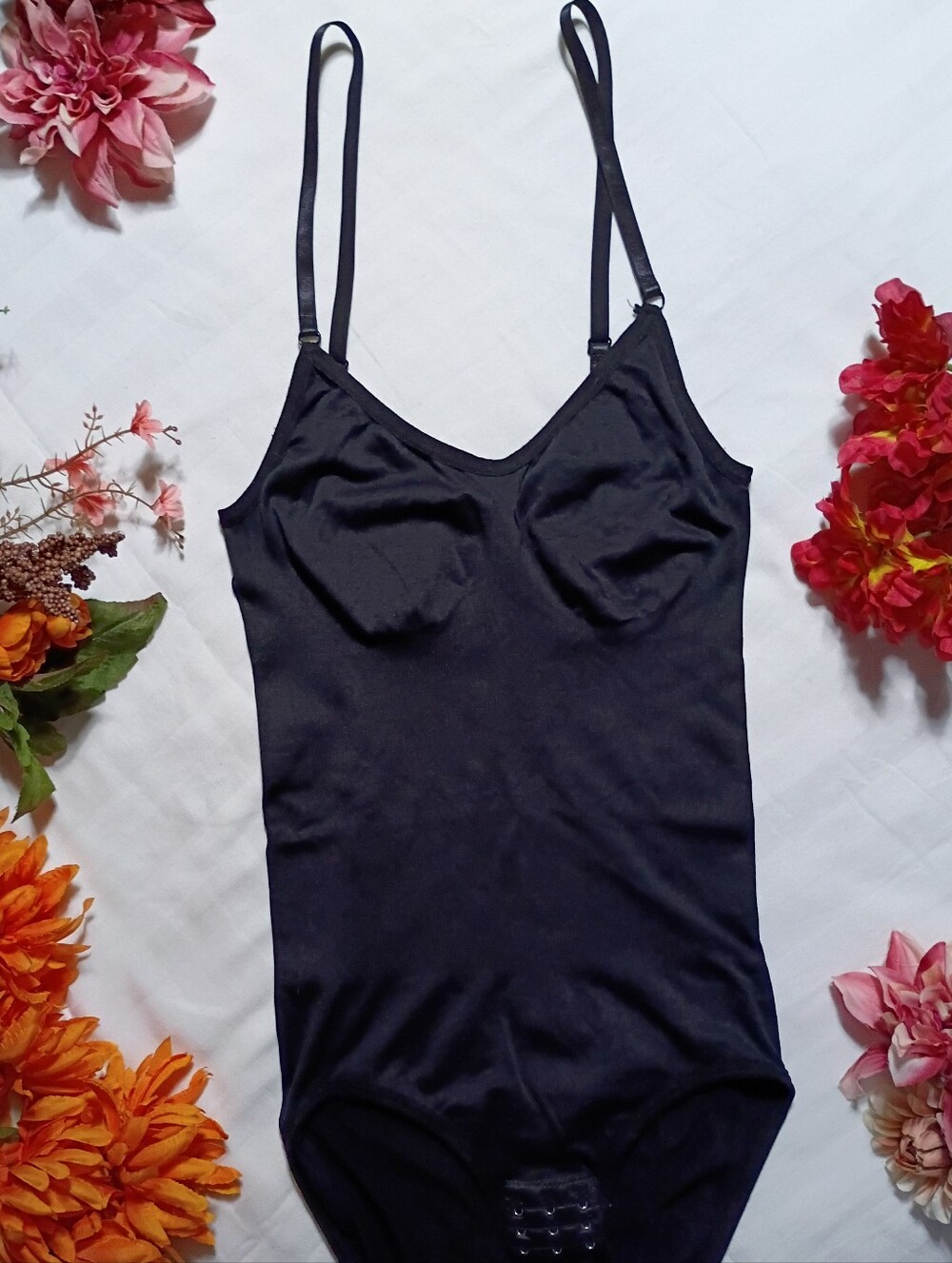 NWOT Amazon Black Women's Shapewear Bodysuit with Adjustable Straps
